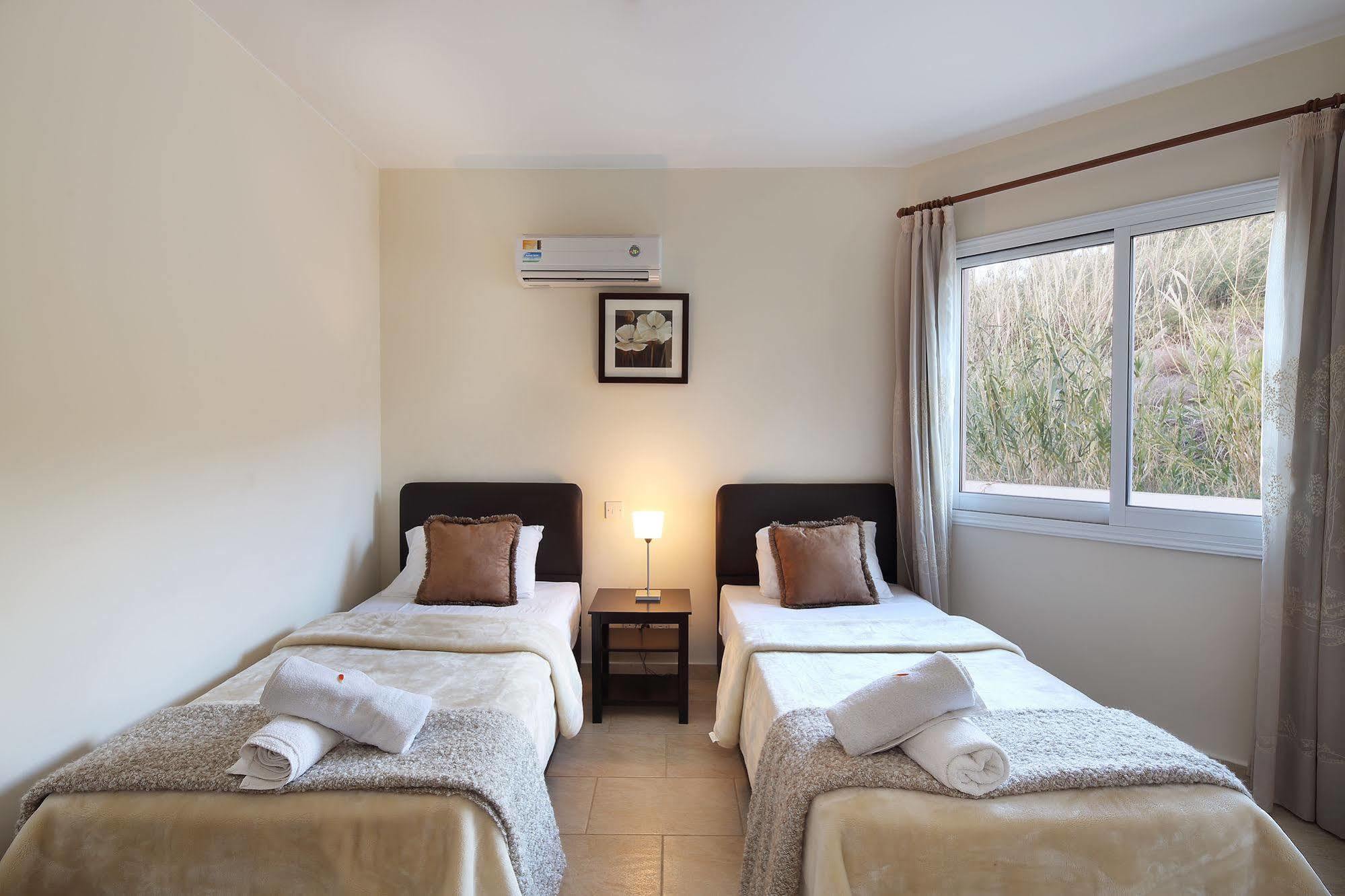 Apartament Chloraka Terrace *