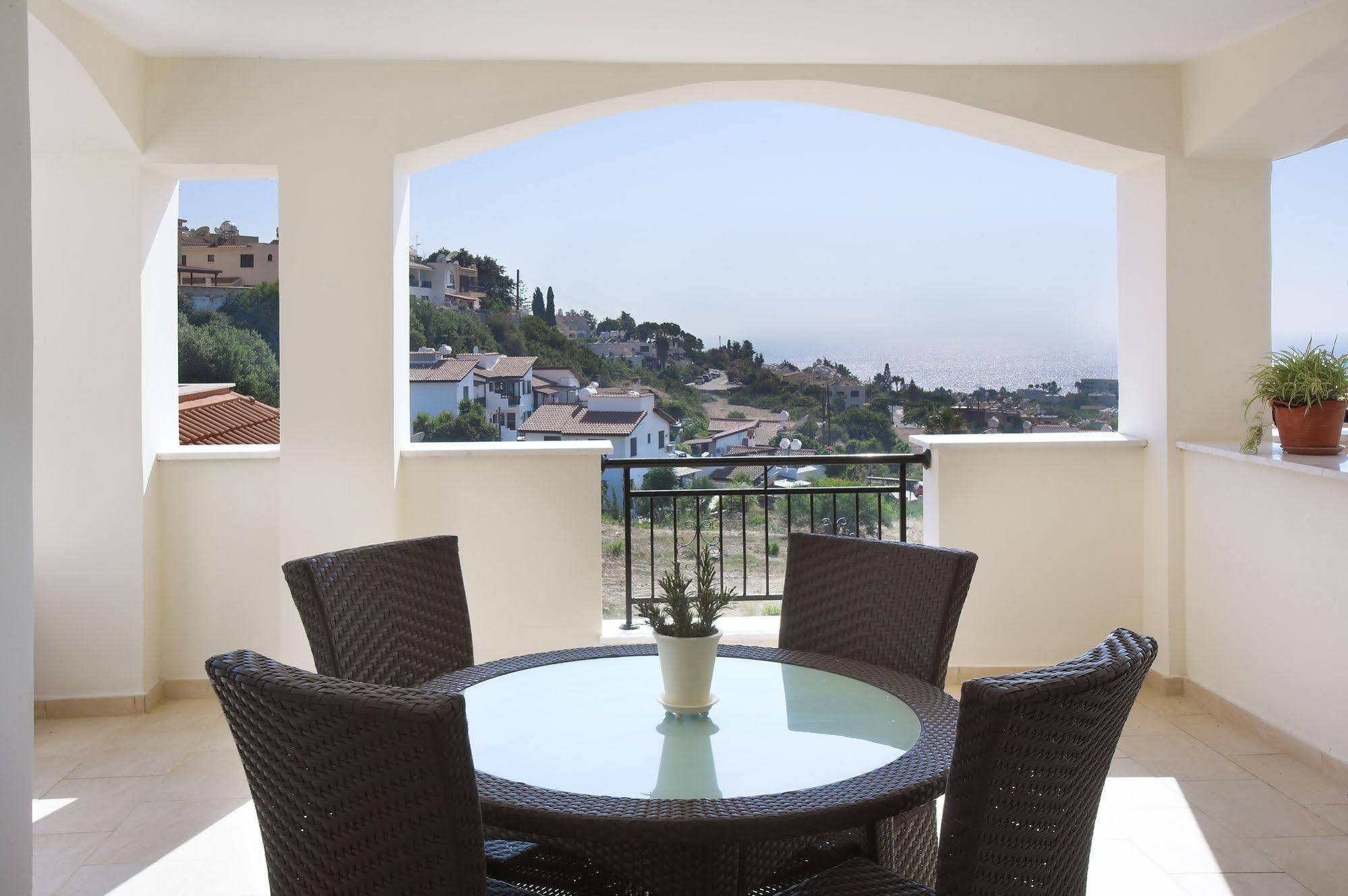 Chloraka Terrace Апартаменты *